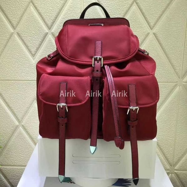 2023 classic backpack style bag luxury designer totes fashion handbags two shoulder straps bags letter zipper women plain interior compartme
2023 classic backpack style bag luxury designer totes fashion handbags two shoulder straps bags letter zipper women plain interior compartme