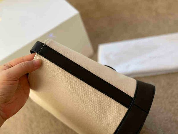 barrel bags three-dimensional small tote women handbag shoulder leather designer crossbody retro stitching all-match bucket 220302 l9c7
barrel bags three-dimensional small tote women handbag shoulder leather designer crossbody retro stitching all-match bucket 220302 l9c7