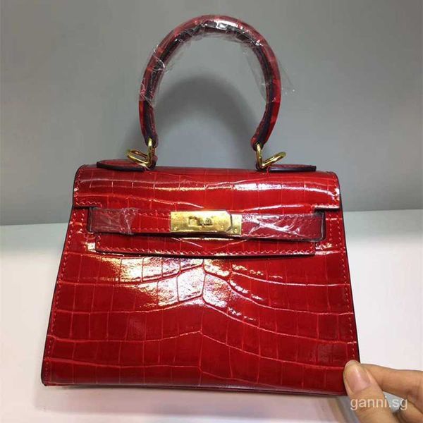 crobody designer shoulder luxury bag totes hermee women classic pattern kellies handle handbags handbag european american
crobody designer shoulder luxury bag totes hermee women classic pattern kellies handle handbags handbag european american