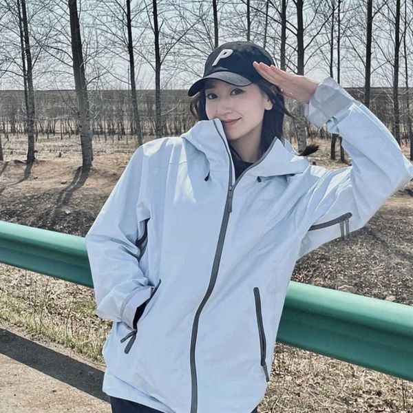 arc designer jacket mens hard shell outdoor waterproof sportswear embroidered couple hooded coat women breathable cardigan top, Black;brown
arc designer jacket mens hard shell outdoor waterproof sportswear embroidered couple hooded coat women breathable cardigan top, Black;brown