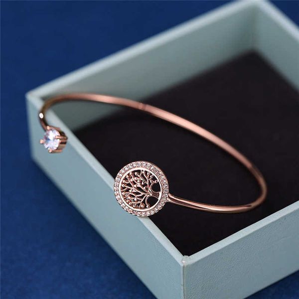 open mouth zinc alloy tree of life bangle crystal cuff bracelet birthday party gift gold color link1, Golden;silver
open mouth zinc alloy tree of life bangle crystal cuff bracelet birthday party gift gold color link1, Golden;silver
