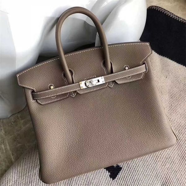 designer bag birkins herme handbags hand handmade platinum imported calfskin litchi pattern hand sewn wax thread epsom pikelli leisure
designer bag birkins herme handbags hand handmade platinum imported calfskin litchi pattern hand sewn wax thread epsom pikelli leisure