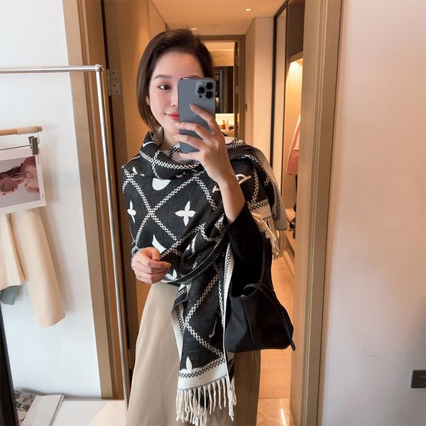 women cashmere scarves fashion brand desinger classic wool letter scarf pashminas winter long shawls thicken keep warm, Blue;gray
women cashmere scarves fashion brand desinger classic wool letter scarf pashminas winter long shawls thicken keep warm, Blue;gray