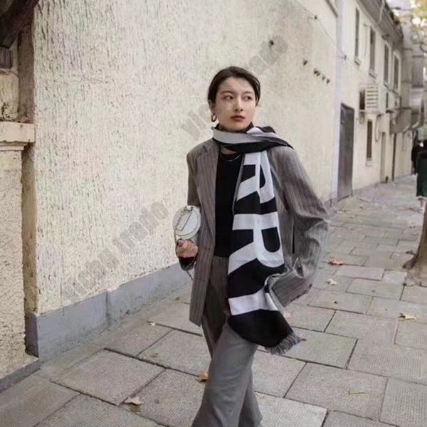 Fashion Echarpe Echarpe Design Men's Casual Thick BB Scarf Male Winter Cashmere Brand High Quality Warm Scar Scarf
Fashion Echarpe Echarpe Design Men's Casual Thick BB Scarf Male Winter Cashmere Brand High Quality Warm Scar Scarf
