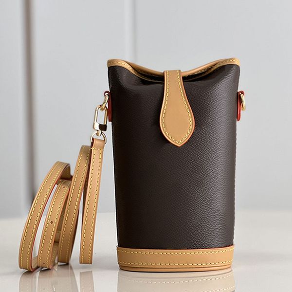7a quality cylinder crossbody bag women bucket bag handbags purse old flower fashion letters removable strap magnetic clasp water cup pocket
7a quality cylinder crossbody bag women bucket bag handbags purse old flower fashion letters removable strap magnetic clasp water cup pocket