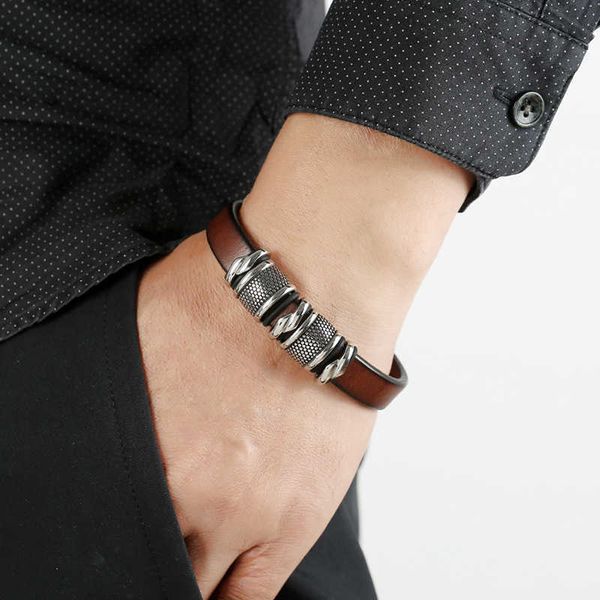 punk stainless steel magnetic buckle leather bracelet simple men's titanium steel leather bracelet link1, Golden;silver
punk stainless steel magnetic buckle leather bracelet simple men's titanium steel leather bracelet link1, Golden;silver