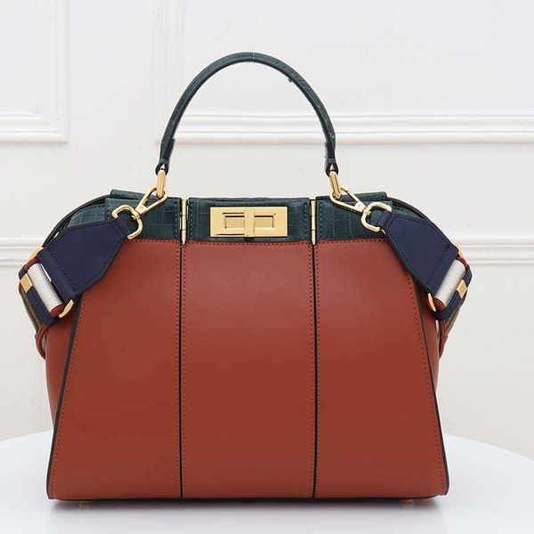 designer bags large tote real leather ladies shoulder bags travel luggage handbag embroidered strap bag quality calfskin
designer bags large tote real leather ladies shoulder bags travel luggage handbag embroidered strap bag quality calfskin