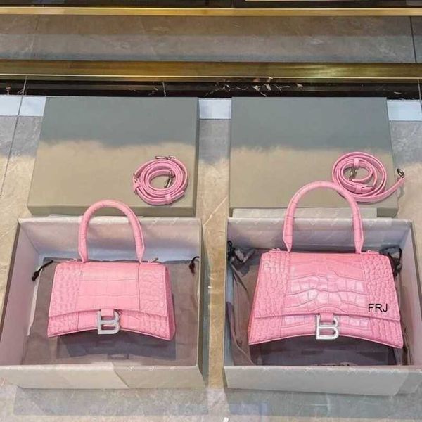 designer hourglas bags balenciga handbags bag 2022 new fashion alligator hourglas bag net red summer versatile handbag one shoulder have log
designer hourglas bags balenciga handbags bag 2022 new fashion alligator hourglas bag net red summer versatile handbag one shoulder have log
