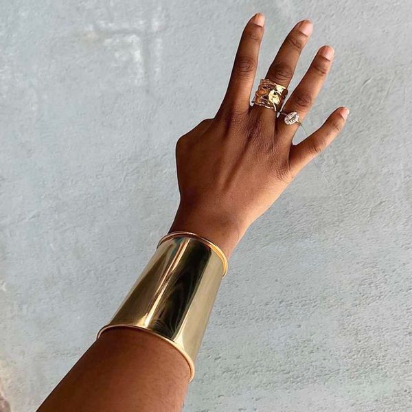 punk smooth metal cuff bracelets bangles for women statement opened alloy long big bangle fashion jewelry gold color, Golden;silver
punk smooth metal cuff bracelets bangles for women statement opened alloy long big bangle fashion jewelry gold color, Golden;silver