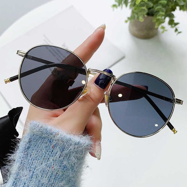 new metal sunglasses men's oval eyeglasses frame prince sunglasses fashion sunglasses women 915 link1, White;black
new metal sunglasses men's oval eyeglasses frame prince sunglasses fashion sunglasses women 915 link1, White;black
