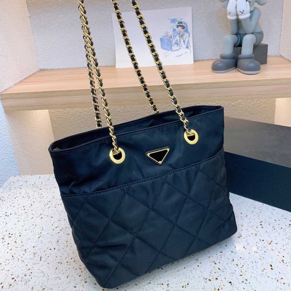 bags designer bag totes women handbag classic luxury brand imitation character pattern color splicing chain shoulder bag fashion multicolor
bags designer bag totes women handbag classic luxury brand imitation character pattern color splicing chain shoulder bag fashion multicolor