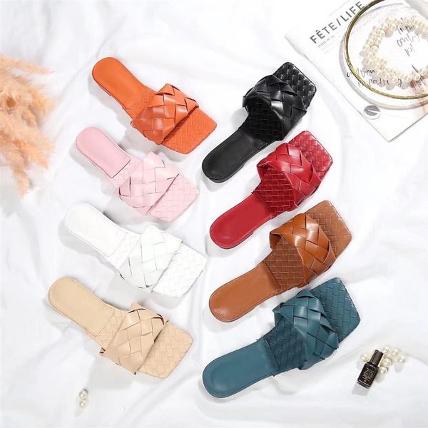 2021 classic woman slippers summer beach cartoon big head slippers designer leather flat woman shoes el bath slippers quali279g, Black
2021 classic woman slippers summer beach cartoon big head slippers designer leather flat woman shoes el bath slippers quali279g, Black
