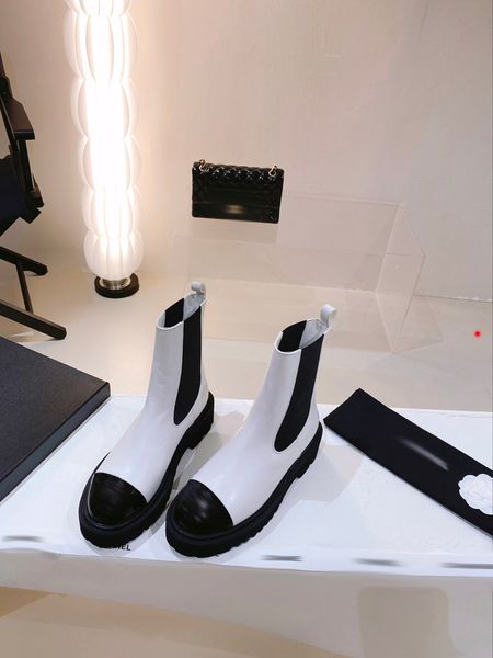 love women boots chunky heel martin laureate boot black white yellow size uk4.5-uk8.5 martins woman shoes -m090
love women boots chunky heel martin laureate boot black white yellow size uk4.5-uk8.5 martins woman shoes -m090
