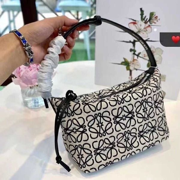 shoulder designer handbag bags loews 2022 french armpit women's versatile ins small canvas three-dimensional embroidery lunch
shoulder designer handbag bags loews 2022 french armpit women's versatile ins small canvas three-dimensional embroidery lunch