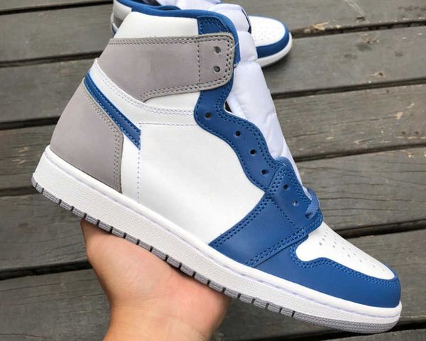 jumpman 1 high og true blue basketball shoes 1s white-cement grey mens womens hip hop the designer soft leather outdoor sneaker sports with
jumpman 1 high og true blue basketball shoes 1s white-cement grey mens womens hip hop the designer soft leather outdoor sneaker sports with