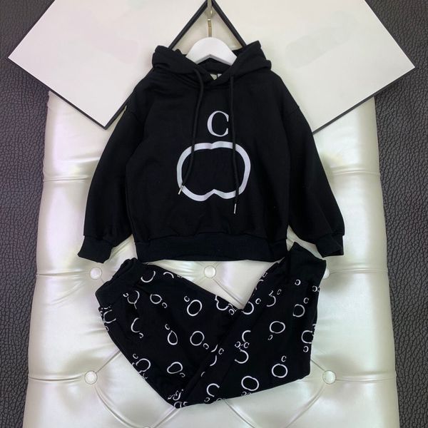 Fashion Designer Baby Kids Clothing Sets Luxury Hoodies And Pants Girls Boys Tracksuit Designers Letter Printed Long Sleeve Winter Clothes Set, G1
Fashion Designer Baby Kids Clothing Sets Luxury Hoodies And Pants Girls Boys Tracksuit Designers Letter Printed Long Sleeve Winter Clothes Set, G1