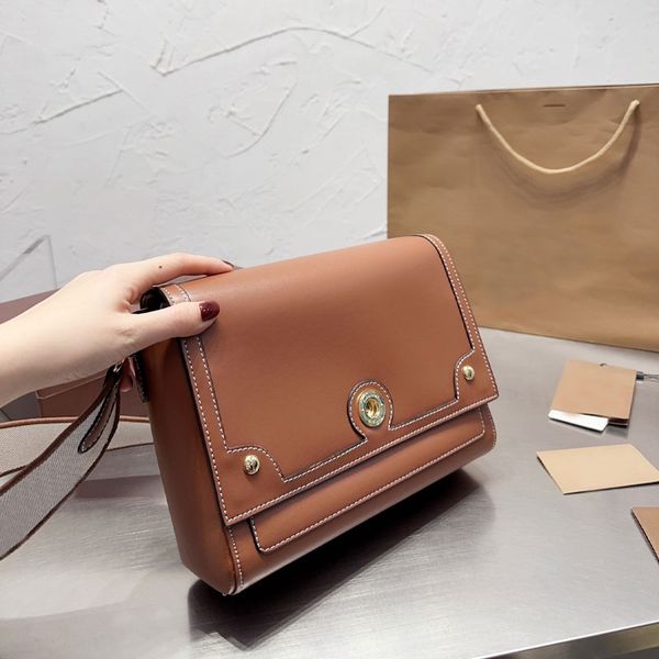 women shoulder bag crossbody bags flap messenger bag cowhide flip magnetic buckle hardware wide canvas letter strap plain lady cross body ha
women shoulder bag crossbody bags flap messenger bag cowhide flip magnetic buckle hardware wide canvas letter strap plain lady cross body ha
