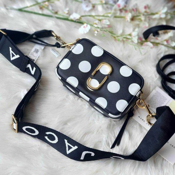 luxury marc's jacob handbag designer bags tote medium leather black polka snapswomen's camera bag mj
luxury marc's jacob handbag designer bags tote medium leather black polka snapswomen's camera bag mj