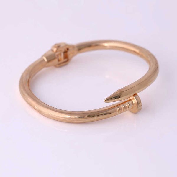simple stainles steel nail opening cuff bracelets trendy screw bangle female ol temperament jewelry gift link1, Golden;silver
simple stainles steel nail opening cuff bracelets trendy screw bangle female ol temperament jewelry gift link1, Golden;silver