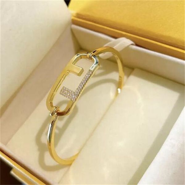 fashion luxury designer bangle letter diamond bracelet adjustable bracelets women party jewelry, Black
fashion luxury designer bangle letter diamond bracelet adjustable bracelets women party jewelry, Black