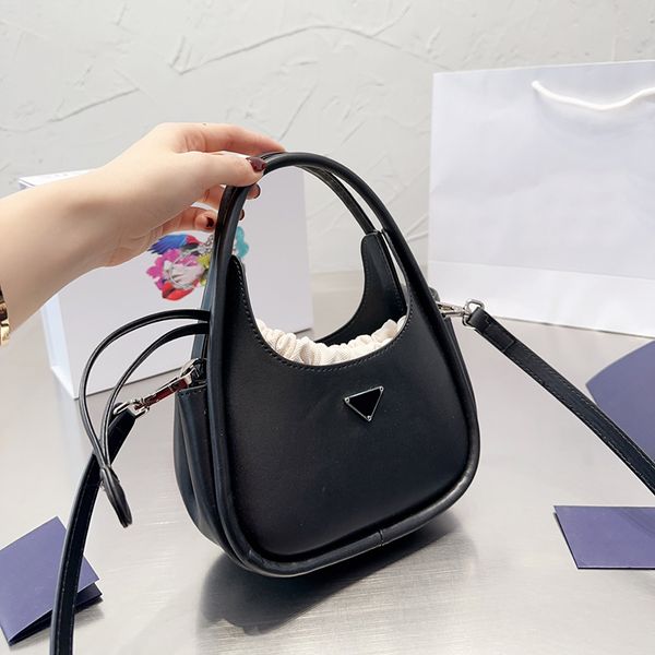 pravda prade prads luxury designer fashion bags womens cross body canvas shoulder lady chains purses composite chest tote messenger hobo 5gz
pravda prade prads luxury designer fashion bags womens cross body canvas shoulder lady chains purses composite chest tote messenger hobo 5gz