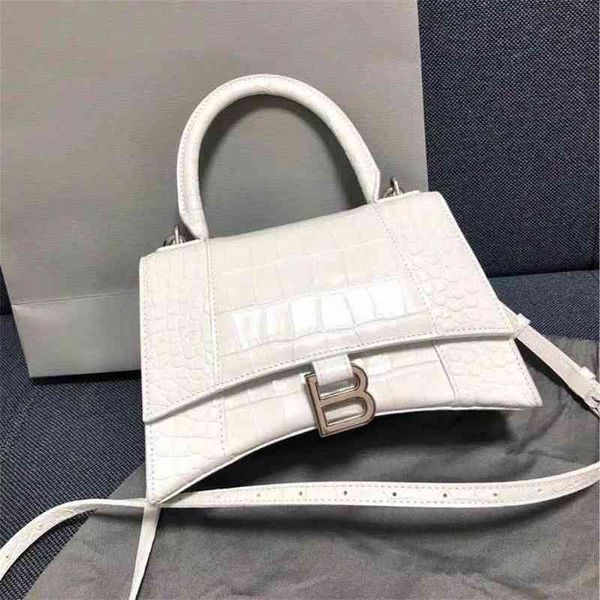 balencaige handbags designer hourglass bags italy luxury handbag trend letter buckle leather crocodile bag
balencaige handbags designer hourglass bags italy luxury handbag trend letter buckle leather crocodile bag