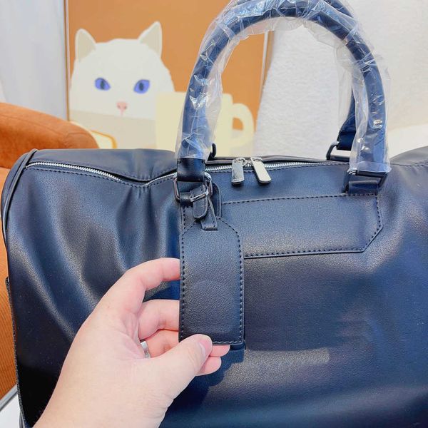 duffel bags designer gym luggage handbag high capacity leather luxury crossbody bags yoga sports travel bags handbags 221222
duffel bags designer gym luggage handbag high capacity leather luxury crossbody bags yoga sports travel bags handbags 221222