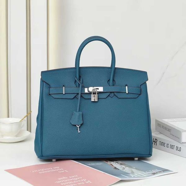 fashion bag birkins leather herme handbags 2022 new super large 35 silver buckle female togo real leather lychee
fashion bag birkins leather herme handbags 2022 new super large 35 silver buckle female togo real leather lychee