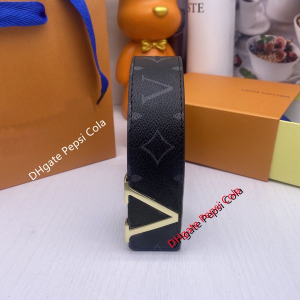 5a fashion designer belts 3.5cm pure cowhide gold silver black belt large gift box dust-proof cloth small card handbag men's and women&, Black;brown
5a fashion designer belts 3.5cm pure cowhide gold silver black belt large gift box dust-proof cloth small card handbag men's and women&, Black;brown
