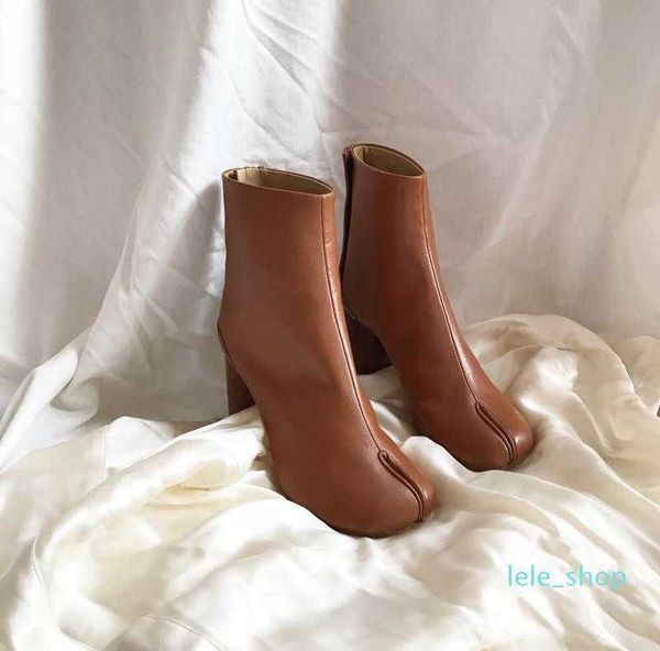 leather booties shoes ankle mm6 boots perfect official quality maison tabi luxury fashion street style split-toe margiela, Black;white
leather booties shoes ankle mm6 boots perfect official quality maison tabi luxury fashion street style split-toe margiela, Black;white