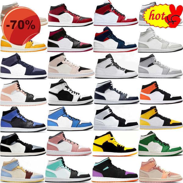 2022 basketball shoes 1s man woman mens sneakers mid 1 light smoke grey chicago pink quartz obsidian turf orange sanded purple grey camo
2022 basketball shoes 1s man woman mens sneakers mid 1 light smoke grey chicago pink quartz obsidian turf orange sanded purple grey camo