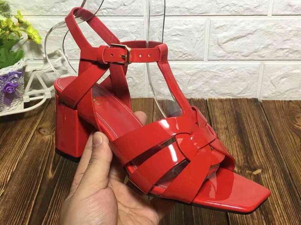realfine888 sandals 5a y8179220 9cm/6.5cm high heels sandal calfskin leather shoes for women size 35-42, Black
realfine888 sandals 5a y8179220 9cm/6.5cm high heels sandal calfskin leather shoes for women size 35-42, Black