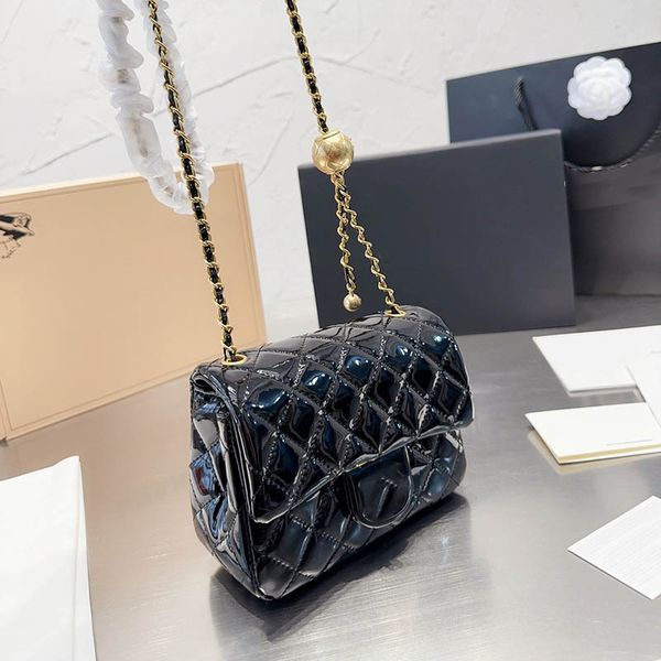 trend oil wax peel luxury designer bags adjustable shoulder strap mini versatile leather quilted classic flap crossbody retro handbags clutc
trend oil wax peel luxury designer bags adjustable shoulder strap mini versatile leather quilted classic flap crossbody retro handbags clutc