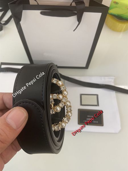luxury designer men's and women's belts gold silver double letter inlaid pearl diamond belt pure leather 3.5cm with box dustproof, Black;brown
luxury designer men's and women's belts gold silver double letter inlaid pearl diamond belt pure leather 3.5cm with box dustproof, Black;brown