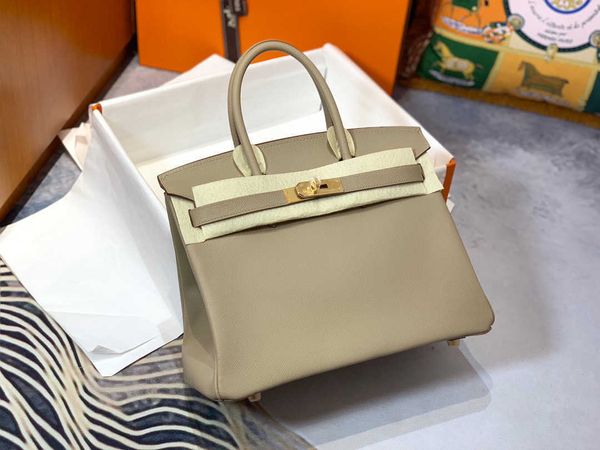 classic fashion briki handbag herme bag half hand sewing 30epsom all steel plated k gold hardware s2 windbreaker grey honey wax thread head
classic fashion briki handbag herme bag half hand sewing 30epsom all steel plated k gold hardware s2 windbreaker grey honey wax thread head