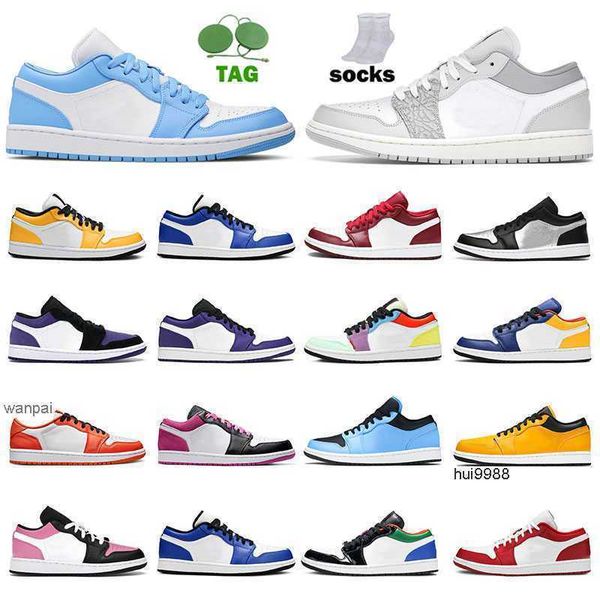 2023 1 womens mens jumpman 1s low basketball shoes white orange smoke grey university blue unc midnight magenta off royal to og designer sho
2023 1 womens mens jumpman 1s low basketball shoes white orange smoke grey university blue unc midnight magenta off royal to og designer sho