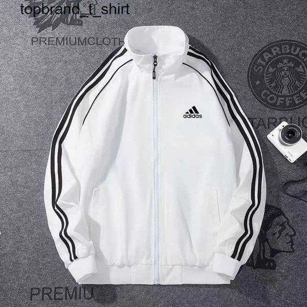 men's jackets designer clover lovers autumn new fashion collar casual fashion sports wind proof genuine fashion jacket, Black;brown
men's jackets designer clover lovers autumn new fashion collar casual fashion sports wind proof genuine fashion jacket, Black;brown