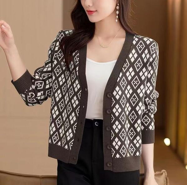 women's sweaters designer knitted leopard korean v neck thick print cardigan coat loose button outwear, White;black
women's sweaters designer knitted leopard korean v neck thick print cardigan coat loose button outwear, White;black