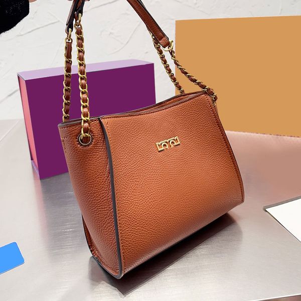 fashion shoulder bag handbags chain leather crossbody bags large capacity tote purse metal hardware letter decorate removable strap interior
fashion shoulder bag handbags chain leather crossbody bags large capacity tote purse metal hardware letter decorate removable strap interior