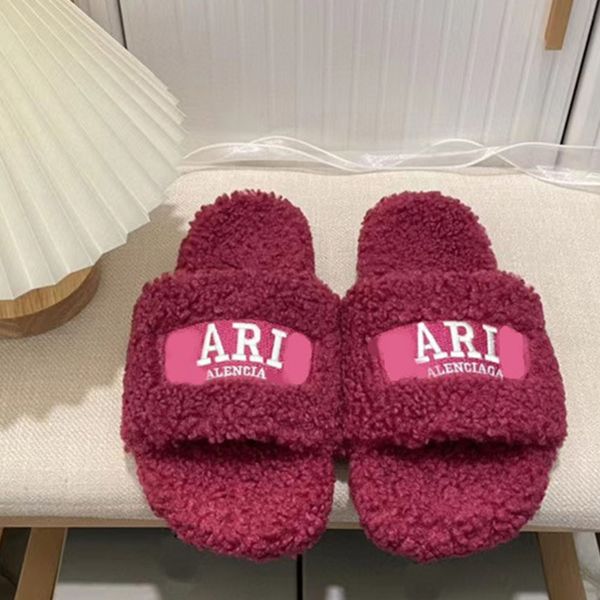 luxury brand couple's home lamb hair soft and fashionable outwear women's fashion slippers with flat bottom embroidery letters in, Black
luxury brand couple's home lamb hair soft and fashionable outwear women's fashion slippers with flat bottom embroidery letters in, Black