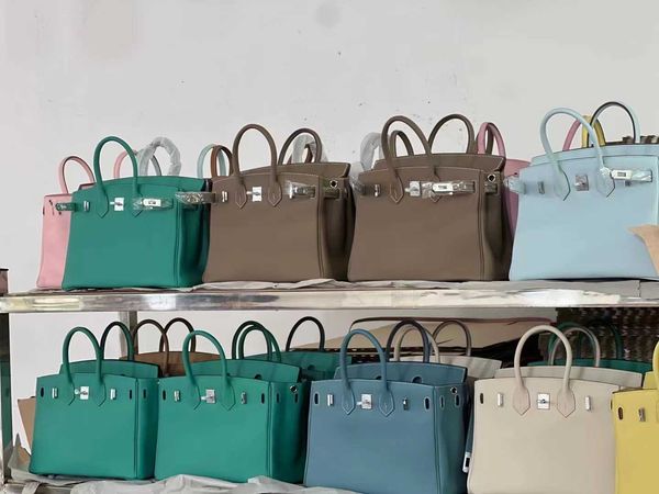 h bag classic fashion briki handbag h ermese bag headband swift leather hand with shoulder strap
h bag classic fashion briki handbag h ermese bag headband swift leather hand with shoulder strap