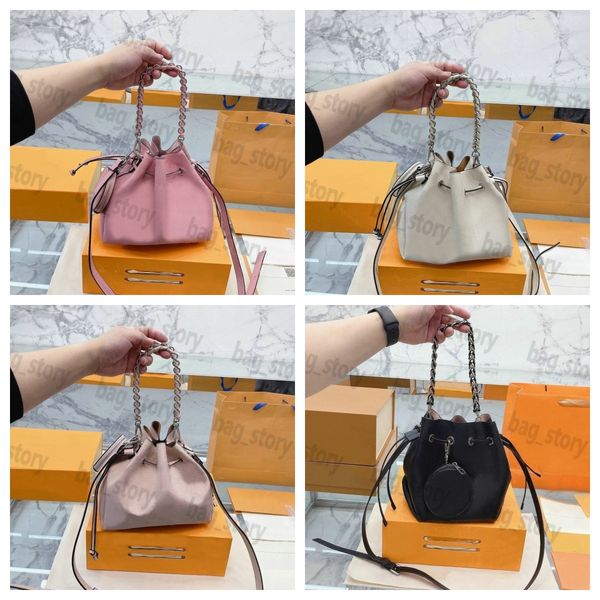 drawstring closure women evening muria hollow out letter gradient pink perforated monograms hobo round coin purse wallet m21096
drawstring closure women evening muria hollow out letter gradient pink perforated monograms hobo round coin purse wallet m21096