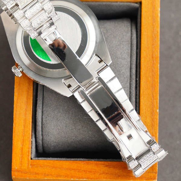 2023wristwatches diamond watch automatic mechanical watch 40mm stainls steel life waterproof men wristwatch, Slivery;brown
2023wristwatches diamond watch automatic mechanical watch 40mm stainls steel life waterproof men wristwatch, Slivery;brown