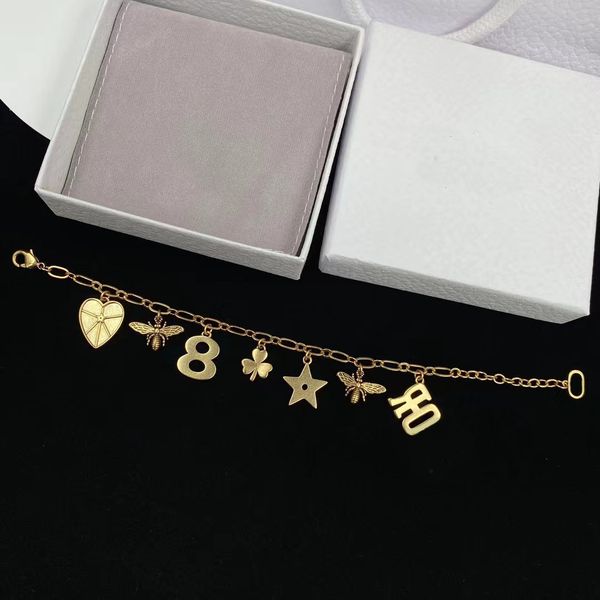 new chains fashion light luxury brand designer brass bee pendant wedding party valentine's day gift excellent quality jewelry with stam, Black
new chains fashion light luxury brand designer brass bee pendant wedding party valentine's day gift excellent quality jewelry with stam, Black