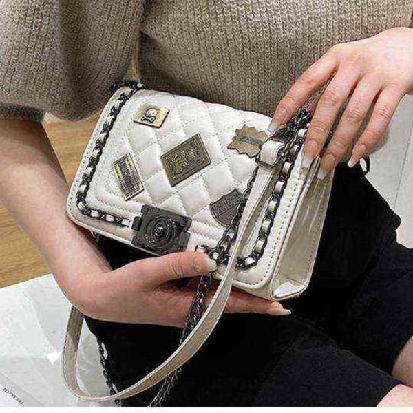 handbags outlet 2022 popular sling single shoulder sewing pu personalized badge versatile small fragrance cross messenger chain women's
handbags outlet 2022 popular sling single shoulder sewing pu personalized badge versatile small fragrance cross messenger chain women's