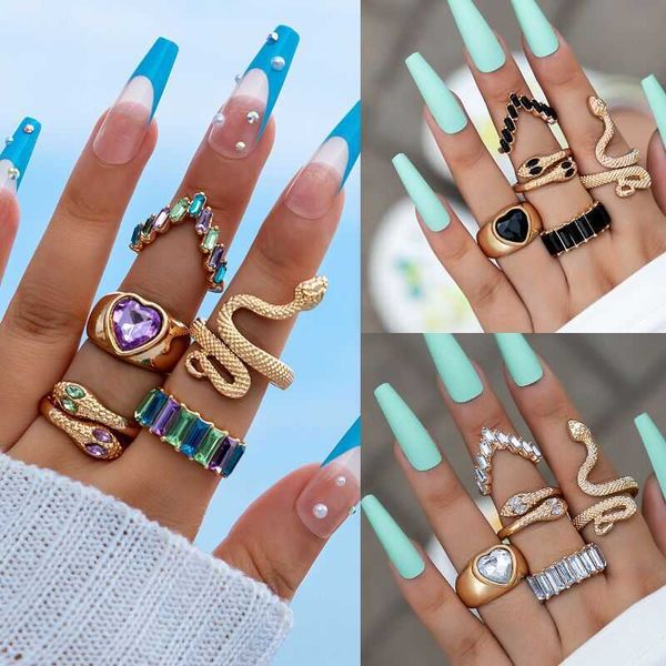 new style ring green diamond inlaid snake shaped zodiac five piece set women's gold set ring, Silver
new style ring green diamond inlaid snake shaped zodiac five piece set women's gold set ring, Silver