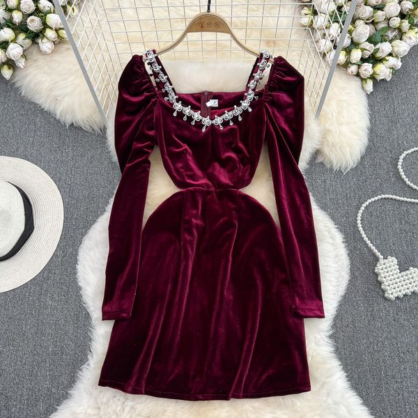 autumn and winter velvet dress retro french bubble long sleeve beaded slim a-line dress with square neck, Black;gray
autumn and winter velvet dress retro french bubble long sleeve beaded slim a-line dress with square neck, Black;gray