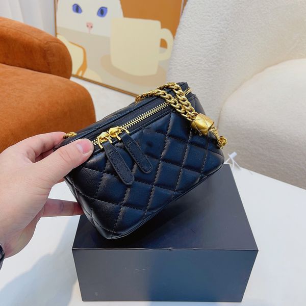 designer channel bags for women black cc handbag leather chain slant shoulder clutch flap totes bag double letters solid hasp waist square s
designer channel bags for women black cc handbag leather chain slant shoulder clutch flap totes bag double letters solid hasp waist square s