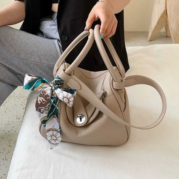 leather bags designer crossbody lindys mother cowhide doctor women's 2022 versatile one shoulder portable pillow medicine
leather bags designer crossbody lindys mother cowhide doctor women's 2022 versatile one shoulder portable pillow medicine