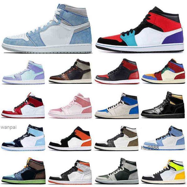 2023 1s men basketball shoes 1 hyper royal banned bred shadow chicago women mens trainers sports sneakers wholesal og designer shoes, Black
2023 1s men basketball shoes 1 hyper royal banned bred shadow chicago women mens trainers sports sneakers wholesal og designer shoes, Black